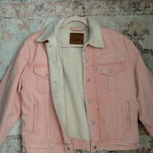 LEVI’S pink denim sherpa lined jacket
